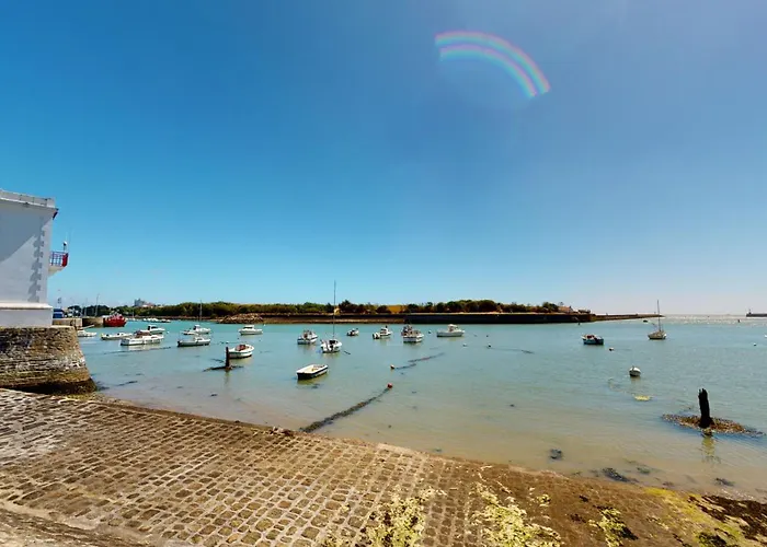 Cap A L Ouest Apartmán *